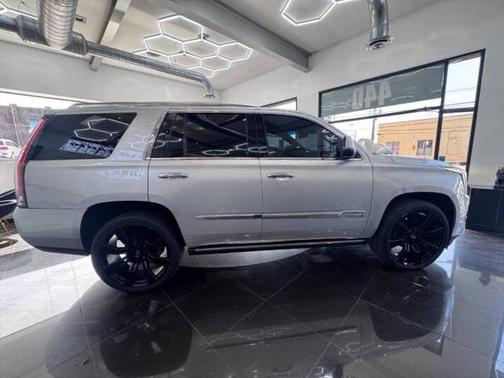 2016 Cadillac Escalade Premium