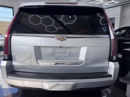 2016 Cadillac Escalade Premium