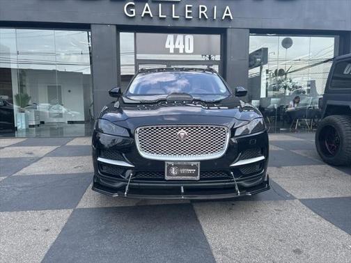 2017 Jaguar F-PACE 35t Premium