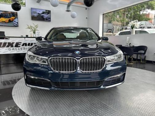 2017 BMW 750 i xDrive
