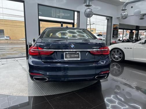 2017 BMW 750 i xDrive