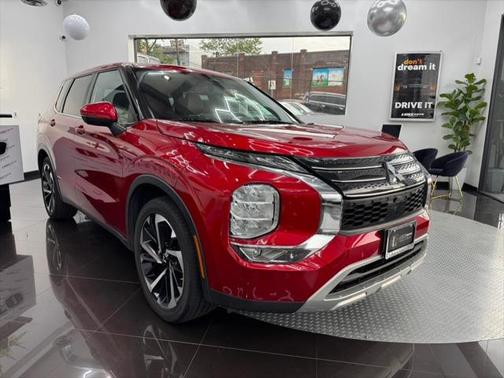 2022 Mitsubishi Outlander SE 2.5 2WD