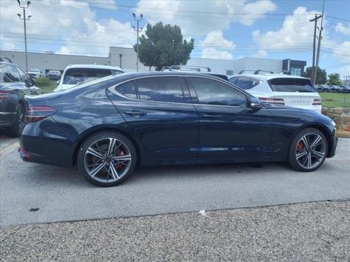 2025 Genesis G70 2.5T