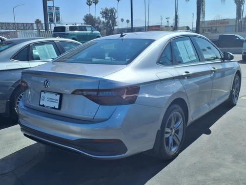 2022 Volkswagen Jetta 1.5T SE
