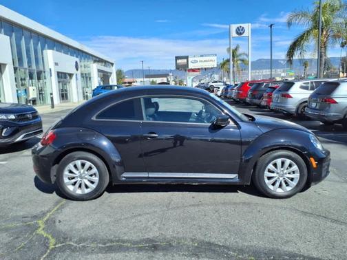 2017 Volkswagen Beetle 1.8T Fleet