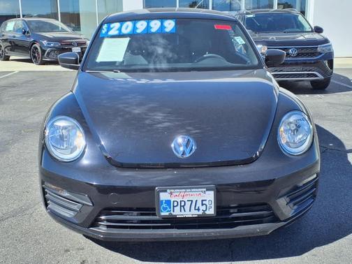 2017 Volkswagen Beetle 1.8T Fleet