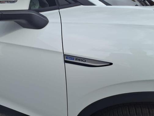 2025 Volkswagen ID.4 Pro