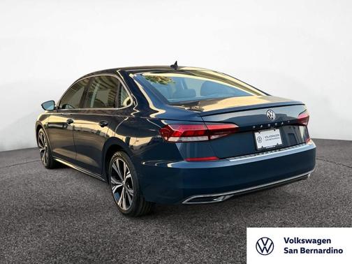 2021 Volkswagen Passat 2.0T SE