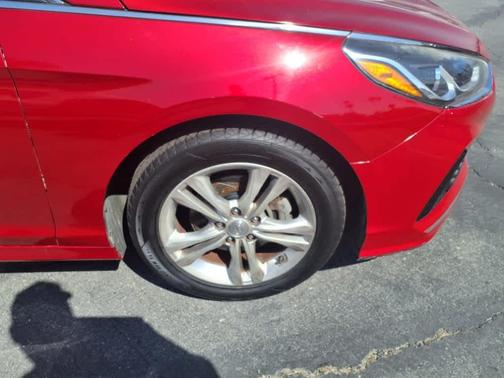 2018 Hyundai SONATA SEL