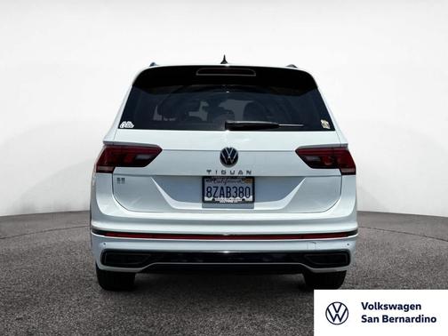 2022 Volkswagen Tiguan 2.0T SE R-Line Black