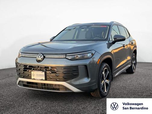 2025 Volkswagen Tiguan 2.0T SE