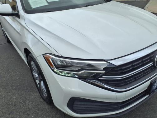2023 Volkswagen Jetta 1.5T SE