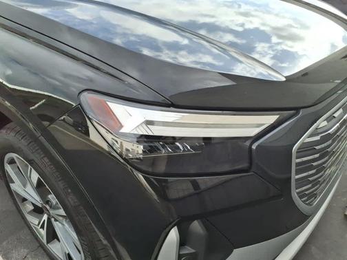 2024 Audi Q4 e-tron 50 Premium Plus