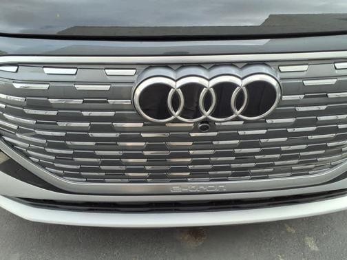 2024 Audi Q4 e-tron 50 Premium Plus