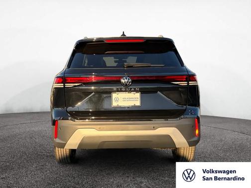 2025 Volkswagen Tiguan 2.0T S