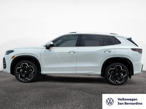 2025 Volkswagen Tiguan 2.0T SEL R-Line