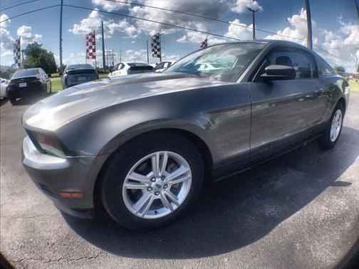 2011 Ford Mustang V6