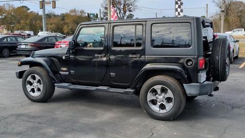 2016 Jeep Wrangler Unlimited Sahara