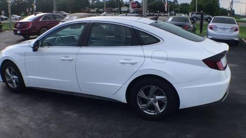 2021 Hyundai SONATA SE