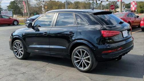 2018 Audi Q3 2.0 TFSI Premium FWD