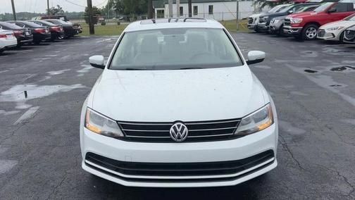 Pure White 2015 Volkswagen Jetta Auto SE w/Connectivity