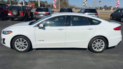 2019 Ford Fusion Hybrid SE