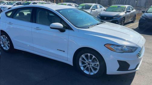 2019 Ford Fusion Hybrid SE