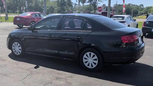 Black Uni 2014 Volkswagen Jetta Auto S