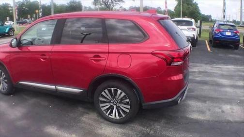 2019 Mitsubishi Outlander SE