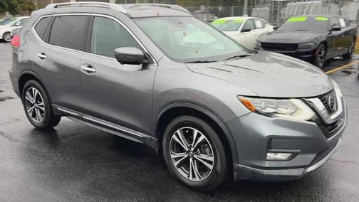 2017 Nissan Rogue SL