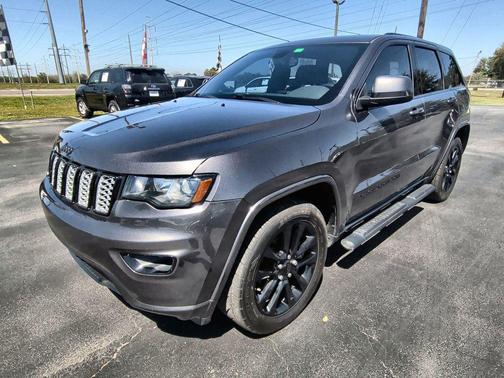 2018 Jeep Grand Cherokee Laredo E