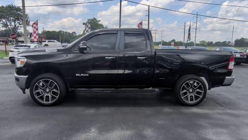Diamond Black Crystal Pearlcoat 2020 RAM 1500 Big Horn/Lone Star