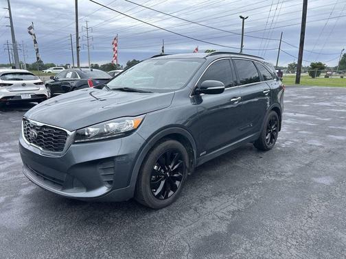 Gravity Grey 2019 Kia Sorento S