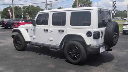 Bright White Clearcoat 2021 Jeep Wrangler Unlimited Sport