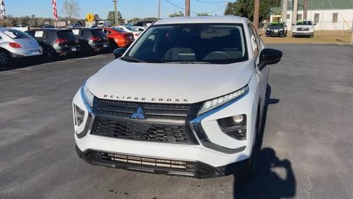 2022 Mitsubishi Eclipse Cross LE