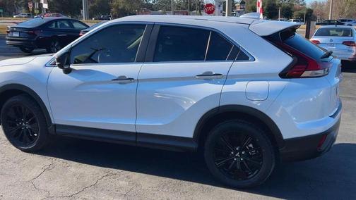 2022 Mitsubishi Eclipse Cross LE