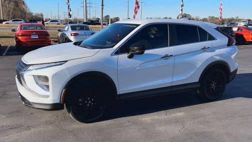 2022 Mitsubishi Eclipse Cross LE