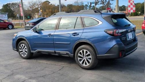 2021 Subaru Outback Base