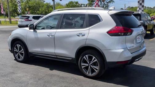 2017 Nissan Rogue SV