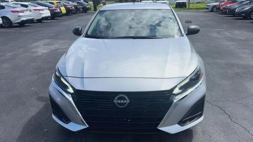 Brilliant Silver Metallic 2024 Nissan Altima 2.5 SV