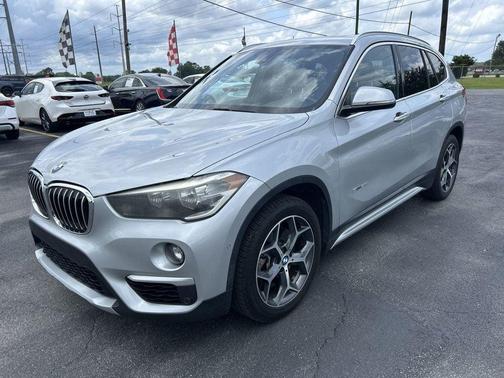Glacier Silver Metallic 2018 BMW X1 sDrive28i