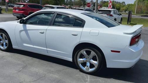 2014 Dodge Charger SXT