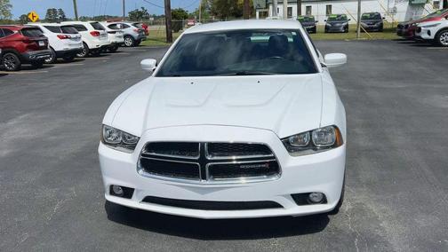 Bright White Clearcoat 2014 Dodge Charger SXT
