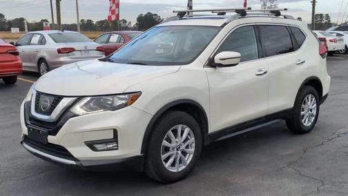 2017 Nissan Rogue SV