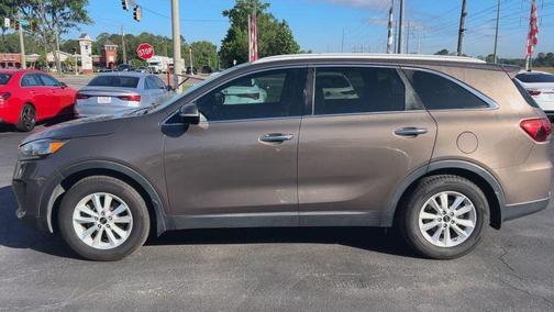 Dragon Brown 2019 Kia Sorento LX