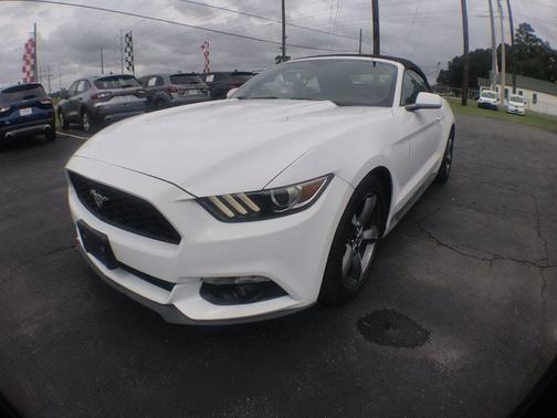 2015 Ford Mustang V6