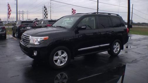 2015 Toyota Land Cruiser Base
