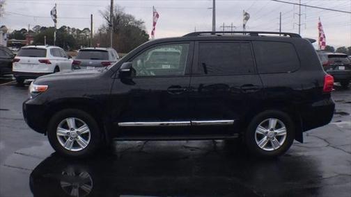 2015 Toyota Land Cruiser Base