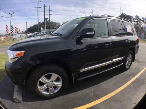 2015 Toyota Land Cruiser Base