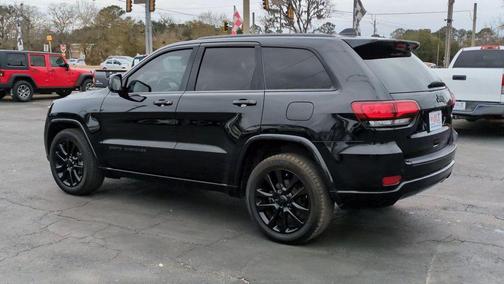 2019 Jeep Grand Cherokee Altitude